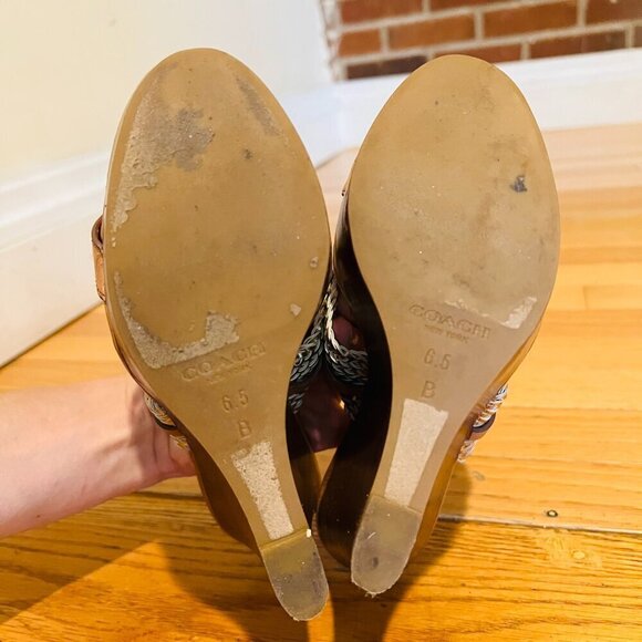 Coach Beatriz Women Sz 6.5 Wedge Heel Platform Sandal Gold Tan Brown Slingback - Picture 13 of 16